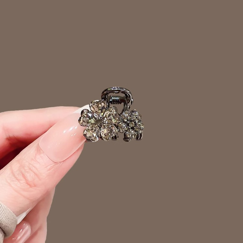 Hi Tech Accessories - Exquisito flor de diamantes de imitación,